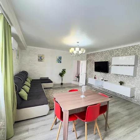 New Luxary Apartment I The City Center 254 Almaty Exterior photo