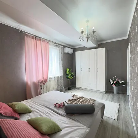 New Luxary Apartment I The City Center 254 Almaty Exterior photo