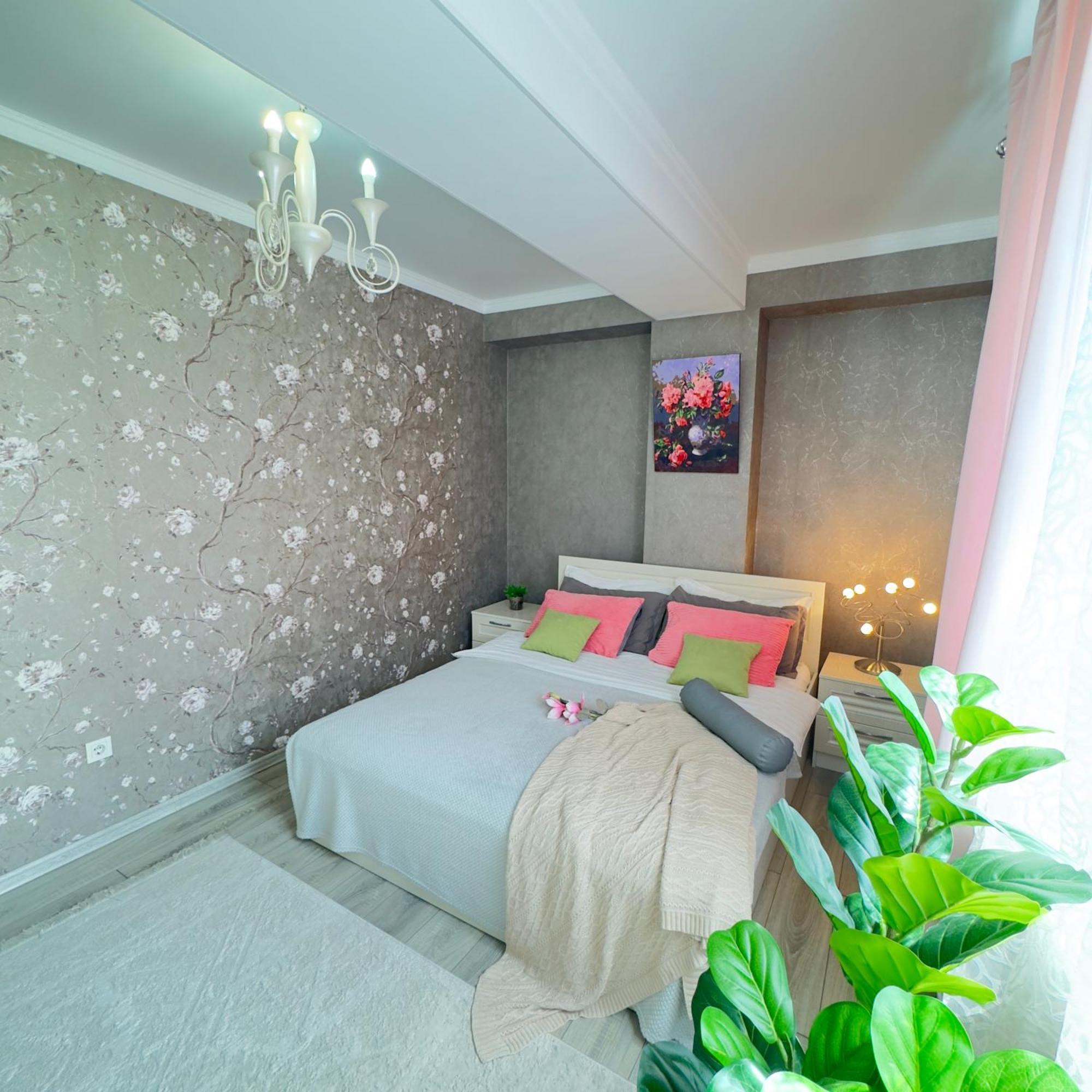 New Luxary I The Center 254 *