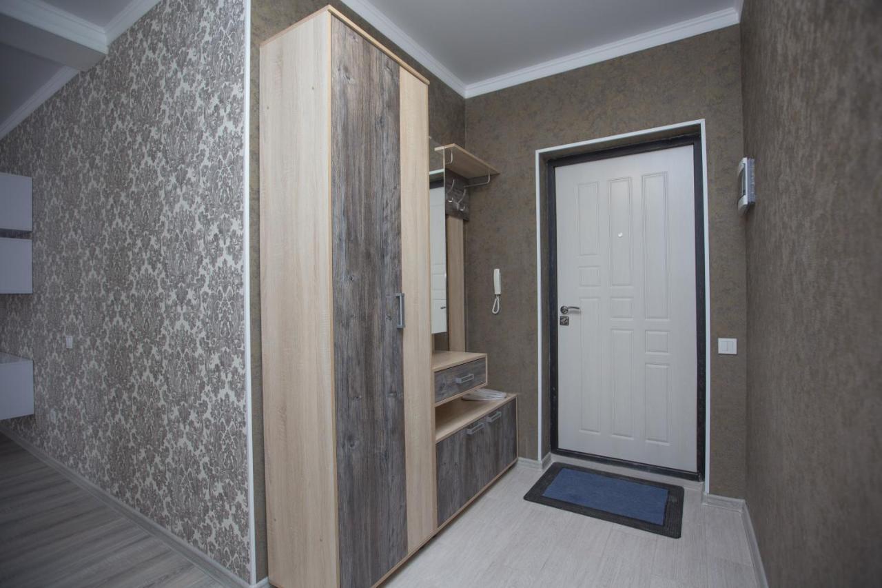 New Luxary I The Center 254 Apartment Almaty