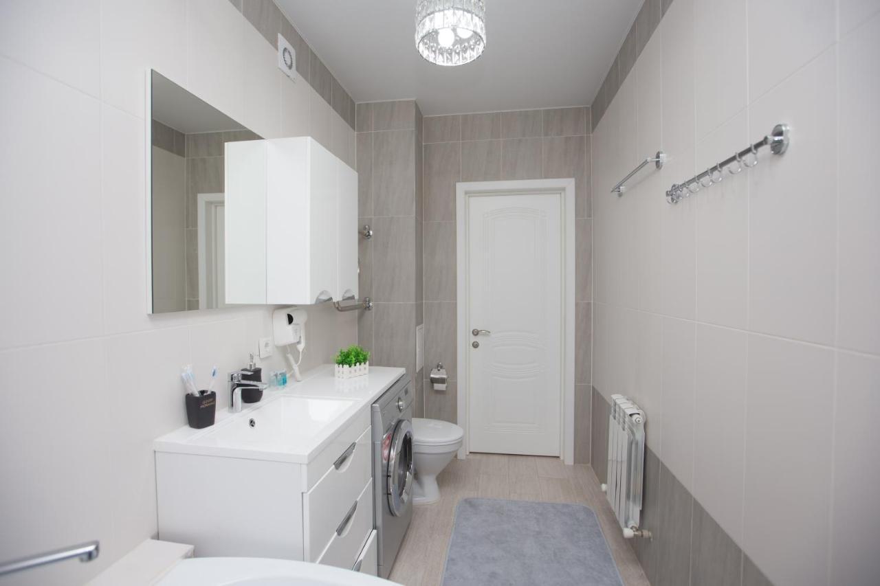 Apartment New Luxary I The Center 254 Almaty